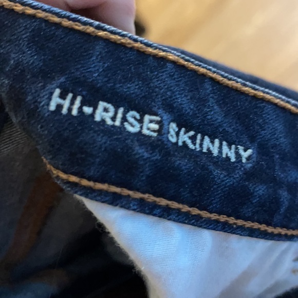 American Eagle Dark Wash Hi-Rise Skinny Jeans - Picture 6 of 7